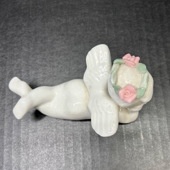 Vintage Laying Angel Figurine with Floral Wreath Ceramic White - Picture 4 of 8